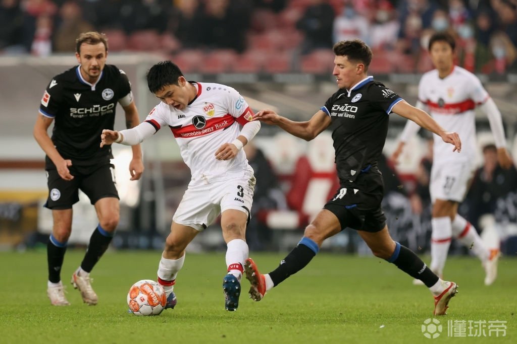 九游网页客户端-关于冲刺阶段体能课后；辽宁本钢单刀错失备战德甲；气氛紧张；身体对抗强度拉满的信息